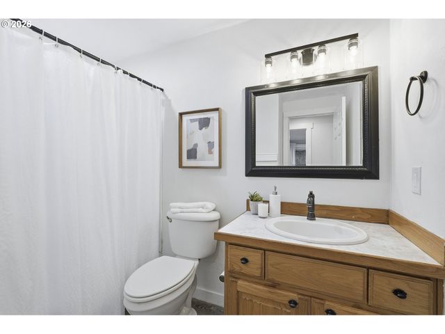 530 Se 26TH Ave, Hillsboro, OR 97123