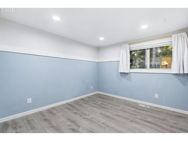 530 Se 26TH Ave, Hillsboro, OR 97123