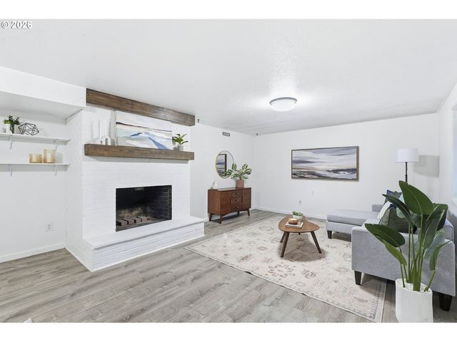 530 Se 26TH Ave, Hillsboro, OR 97123