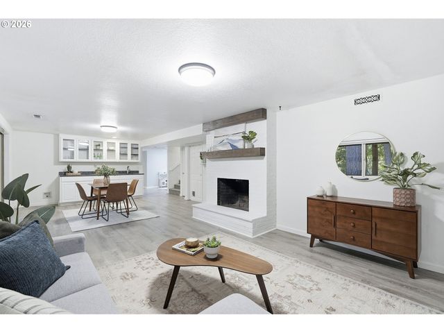 530 Se 26TH Ave, Hillsboro, OR 97123