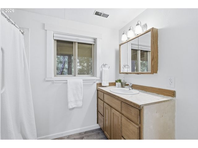 530 Se 26TH Ave, Hillsboro, OR 97123