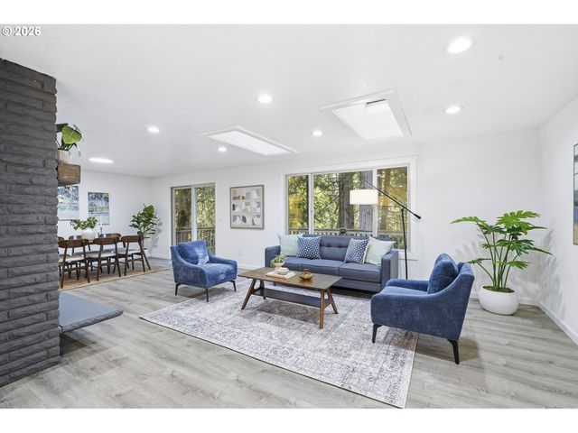 530 Se 26TH Ave, Hillsboro, OR 97123