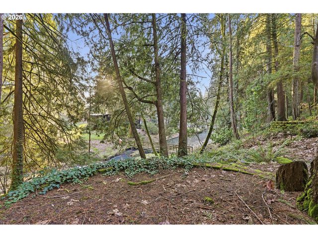 530 Se 26TH Ave, Hillsboro, OR 97123