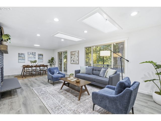 530 Se 26TH Ave, Hillsboro, OR 97123