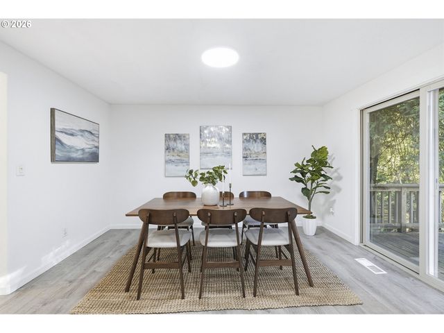 530 Se 26TH Ave, Hillsboro, OR 97123