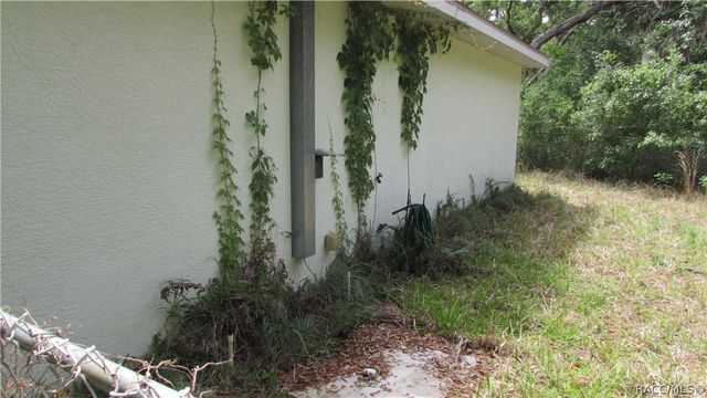 5974 W Oaklawn Street, Homosassa, FL 34446