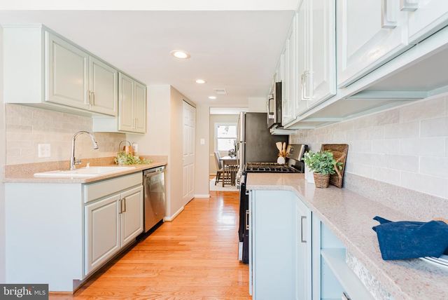 6360 DRACO ST, Burke, VA 22015