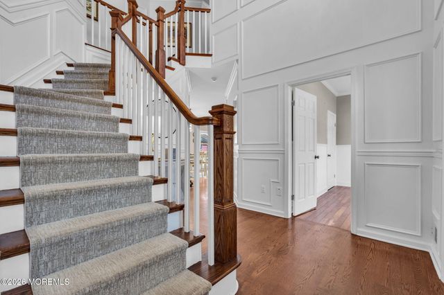 1359 Wave Crest Court, Toms River, NJ 08753