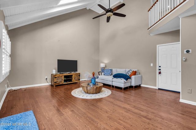 1359 Wave Crest Court, Toms River, NJ 08753