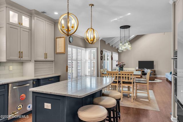 1359 Wave Crest Court, Toms River, NJ 08753