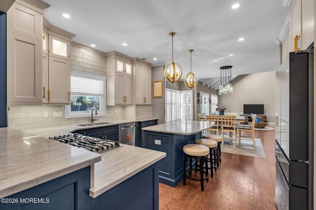 1359 Wave Crest Court, Toms River, NJ 08753