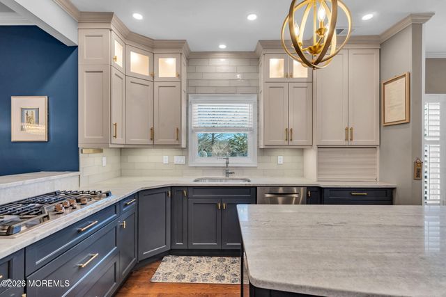 1359 Wave Crest Court, Toms River, NJ 08753