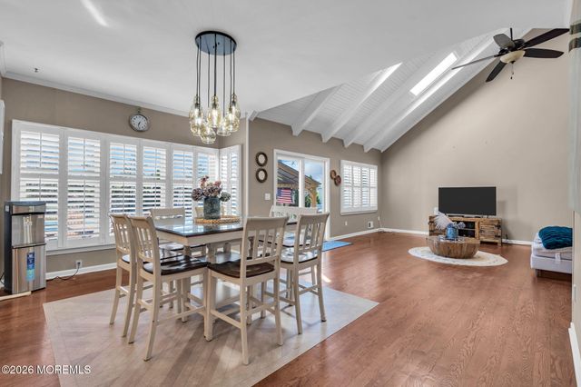1359 Wave Crest Court, Toms River, NJ 08753