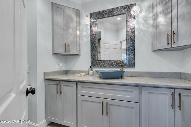 1359 Wave Crest Court, Toms River, NJ 08753