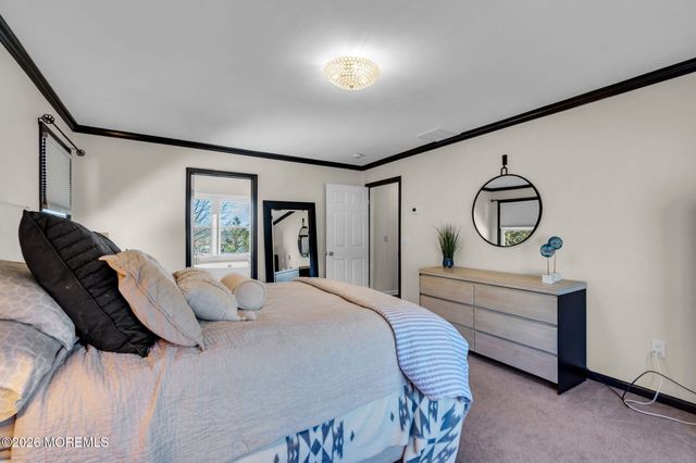 1359 Wave Crest Court, Toms River, NJ 08753