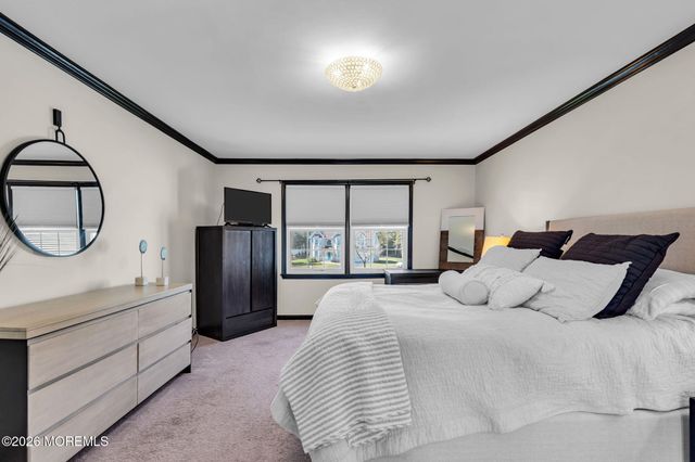 1359 Wave Crest Court, Toms River, NJ 08753