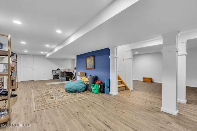 1359 Wave Crest Court, Toms River, NJ 08753