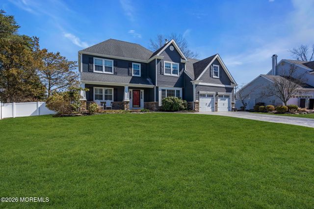 1359 Wave Crest Court, Toms River, NJ 08753
