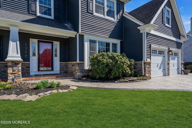 1359 Wave Crest Court, Toms River, NJ 08753