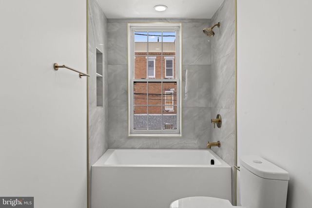 2454 N 33RD ST, Philadelphia, PA 19132