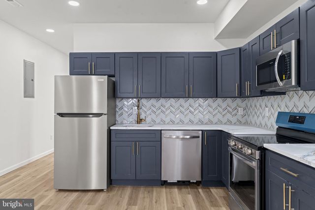 2454 N 33RD ST, Philadelphia, PA 19132