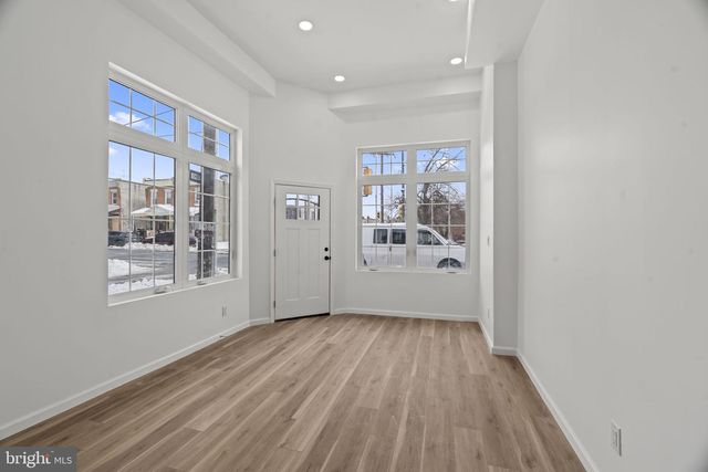 2454 N 33RD ST, Philadelphia, PA 19132