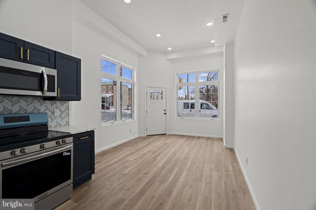 2454 N 33RD ST, Philadelphia, PA 19132