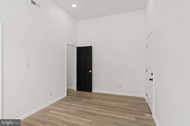 2454 N 33RD ST, Philadelphia, PA 19132