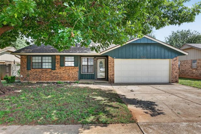 644 W Forster Drive, Mustang, OK 73064
