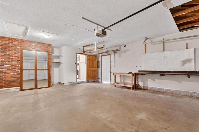 644 W Forster Drive, Mustang, OK 73064