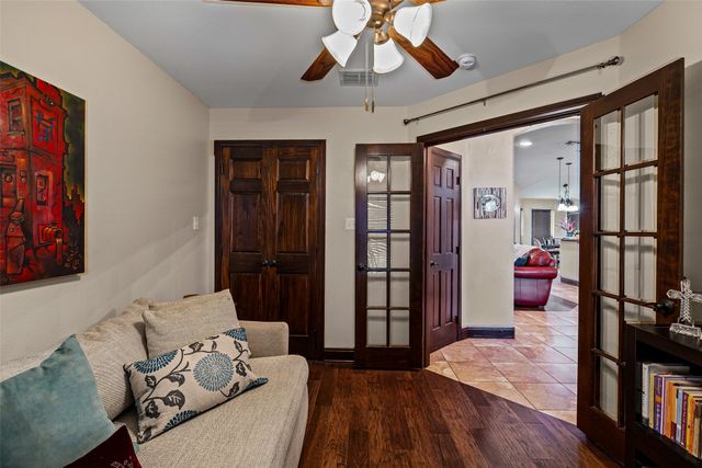 8918 N Longwood Drive, Granbury, TX 76049