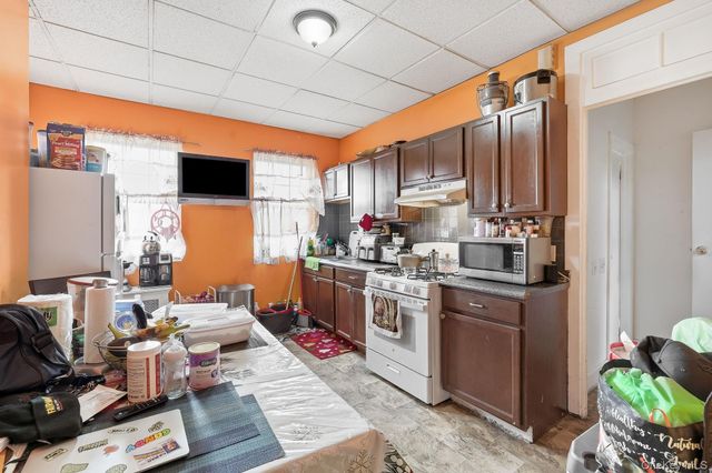 722 E 134th Street E, Bronx, NY 10454