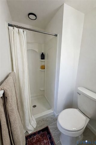 7494 Overlook Dr, Mechanicsville, VA 23111