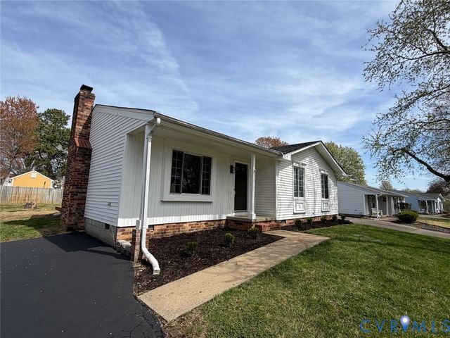 7494 Overlook Dr, Mechanicsville, VA 23111