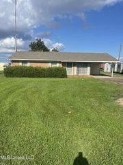 2290 La- 900, Clayton, LA 71326