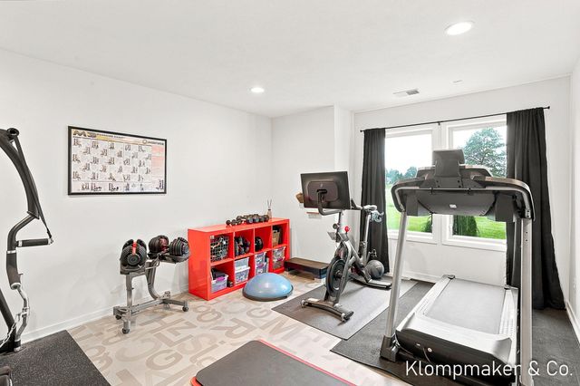 4431 Grand Point, Holland, MI 49424