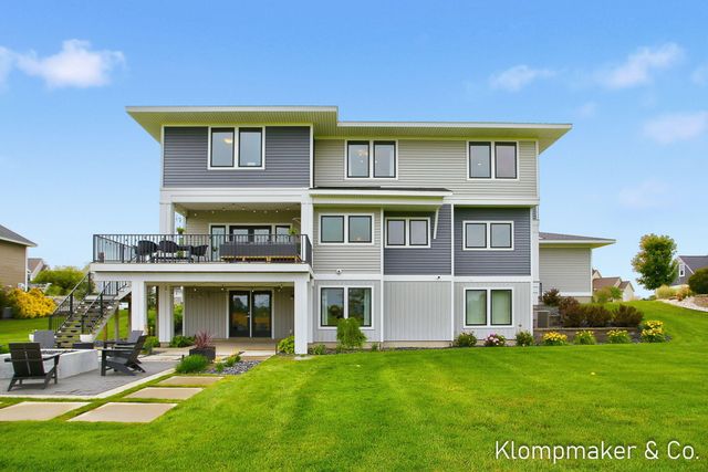 4431 Grand Point, Holland, MI 49424