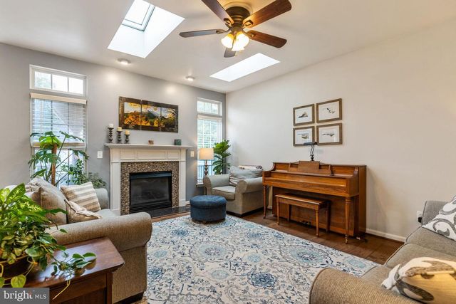 9028 HARROVER PL, Lorton, VA 22079