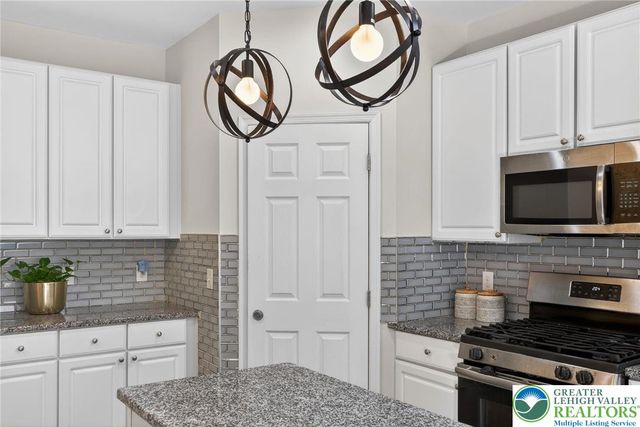 3573 Sweetgum Drive, Lower Nazareth Twp, PA 18064