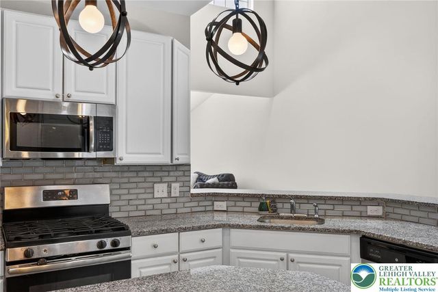 3573 Sweetgum Drive, Lower Nazareth Twp, PA 18064