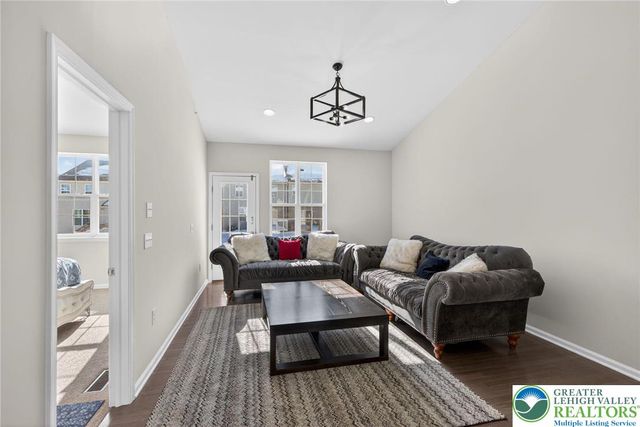 3573 Sweetgum Drive, Lower Nazareth Twp, PA 18064