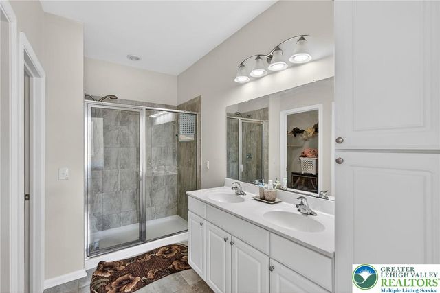 3573 Sweetgum Drive, Lower Nazareth Twp, PA 18064