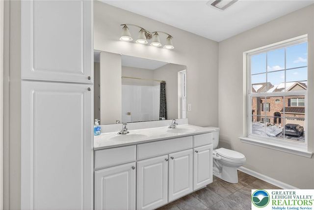 3573 Sweetgum Drive, Lower Nazareth Twp, PA 18064