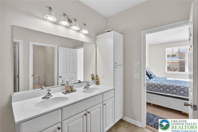 3573 Sweetgum Drive, Lower Nazareth Twp, PA 18064