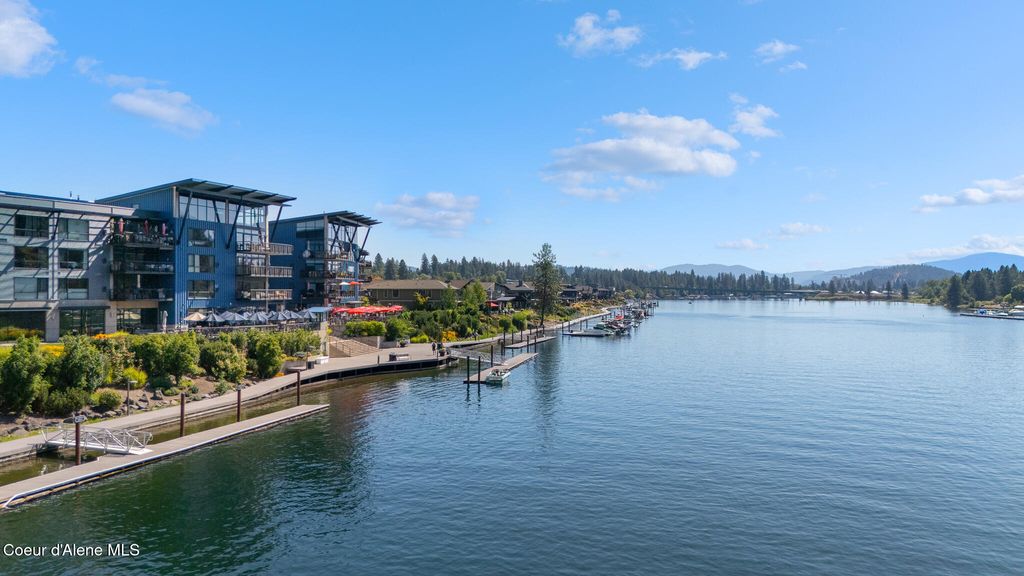 1884 W Bellerive Ln, 213, Coeur D'alene, ID 83814