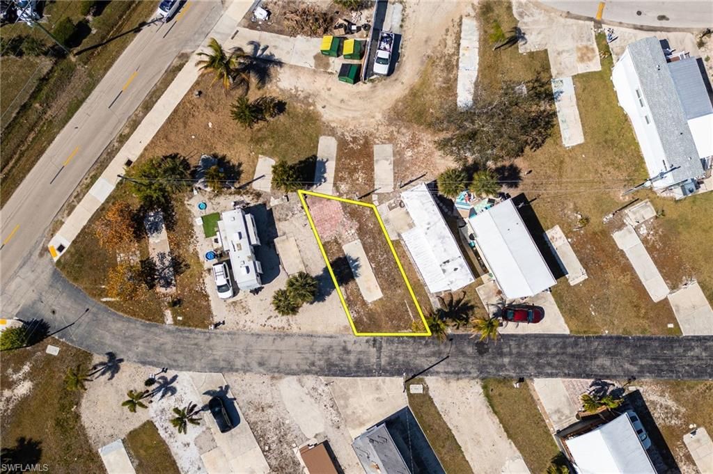 4 Helen LN, FORT MYERS BEACH, FL 33931 — exterior