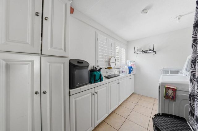 916 Madera Street, San Diego, CA 92114