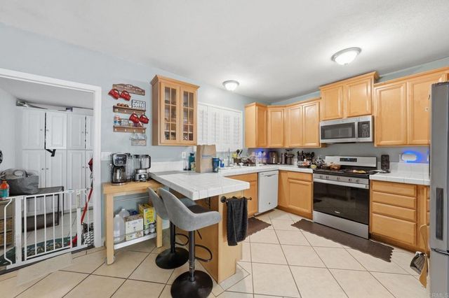 916 Madera Street, San Diego, CA 92114