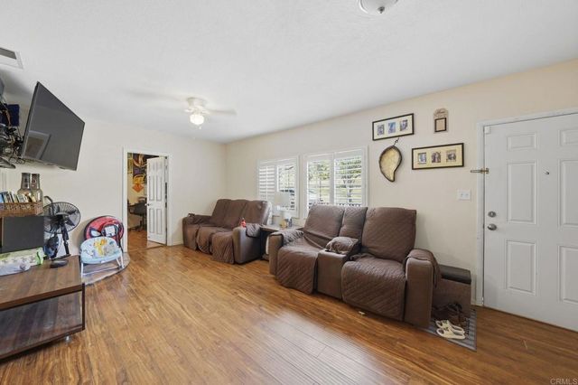 916 Madera Street, San Diego, CA 92114