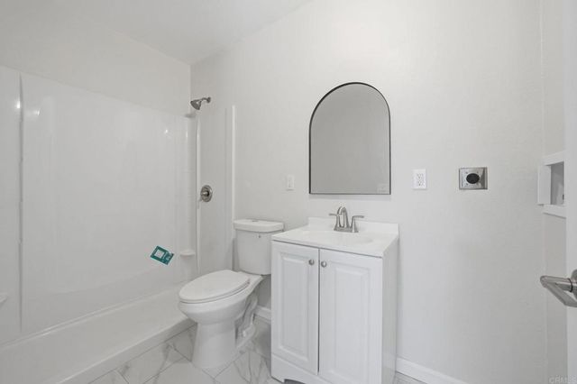 916 Madera Street, San Diego, CA 92114